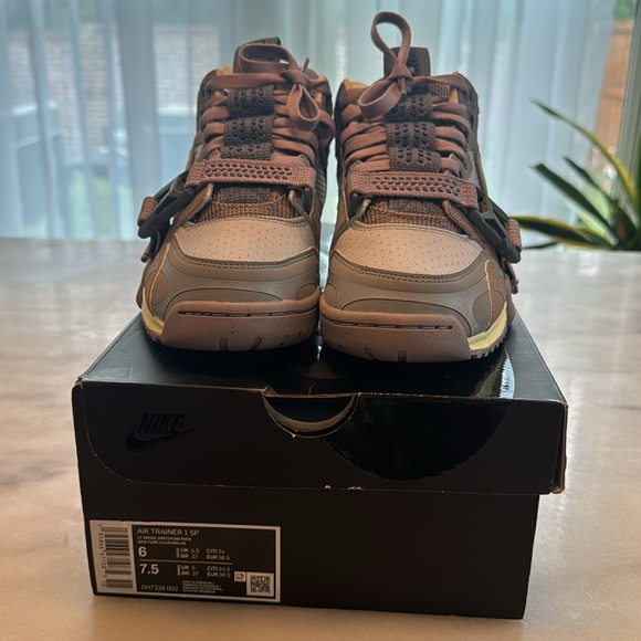 Nike Air Trainer 1 SP - Picture 2 of 8